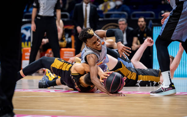 所罗门展现 所罗门展现